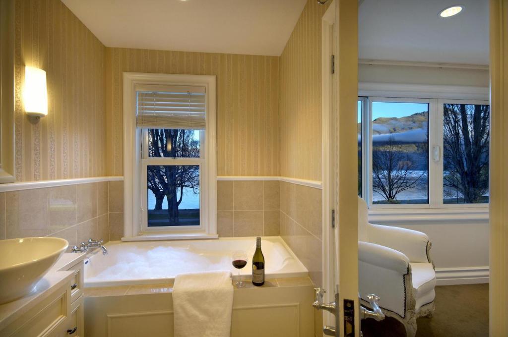Esplanade Queenstown By Staysouth Buitenkant foto